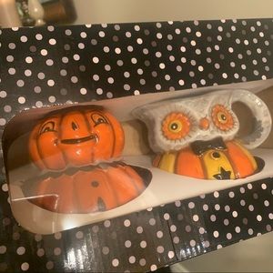 Johanna Parker cream and sugar Halloween set ceramic new
